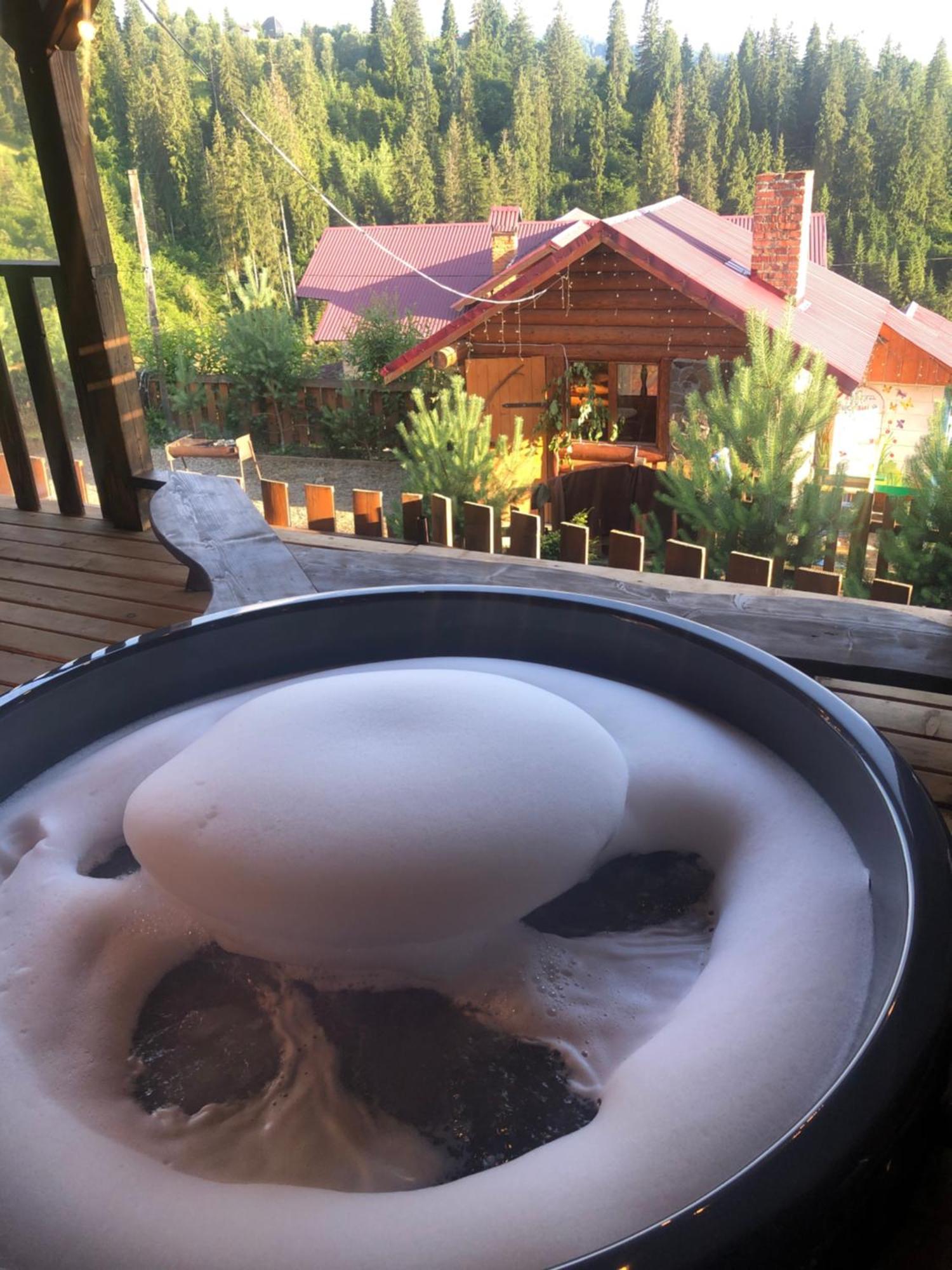 Villa Hirska Vatra Slavske Esterno foto